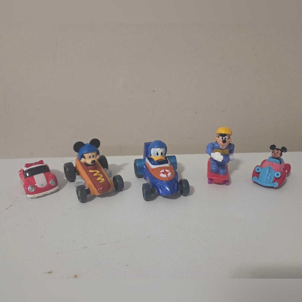 Disney Mickey and Friends Diecast Cars Set Of 5